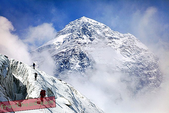 noticias inteligentes, ciencia de noticias inteligentes - Expedición nepalí busca averiguar si un terremoto encogió el Monte Everest