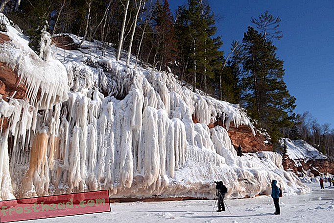 Smart News, Smart News Reisen - Gehen Sie über die gefrorene Oberfläche des Lake Superior zu diesen verrückten Eisformationen