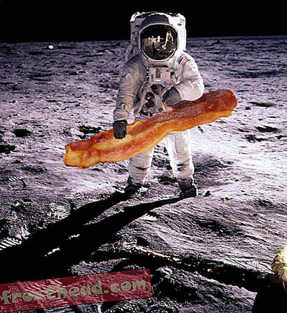 умные новости, умные новости путешествия - Первой едой на Луне был бекон
