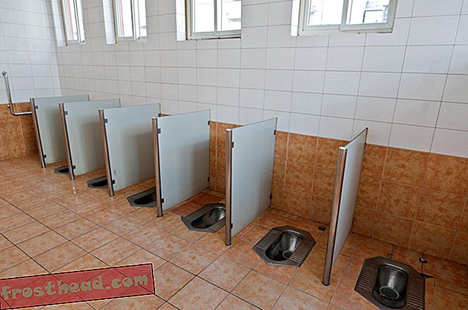 Китай превратит 100 000 туалетов ради туризма