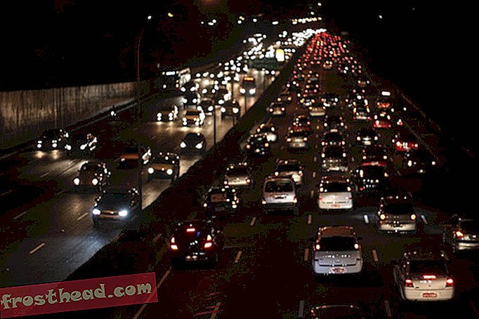 São Paulon liikenneruuhkat pidentävät keskimäärin 112 mailia