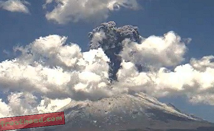 Гледајте снажни ударни талас из ове експлозије на мексичком вулкану Попоцатепетл