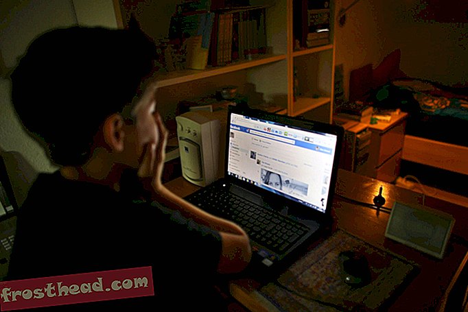 pametne vijesti - Roditelji bi mogli biti na udaru zbog onoga što njihovo neodgovorno dijete radi na Facebooku