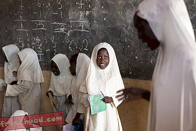 chytré zprávy - Militantní skupina bojuje, aby zabránila nigerijským studentům ve vzdělávání