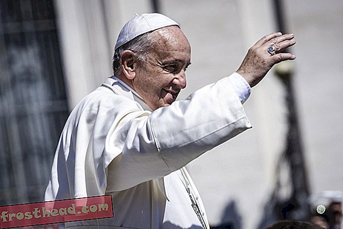 Le pape dit que nous devrions probablement mettre un terme au changement climatique