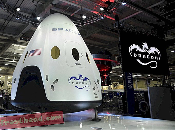SpaceX vil snart kunne sende mennesker til verdensrommet.  (Ta det, Russland.)