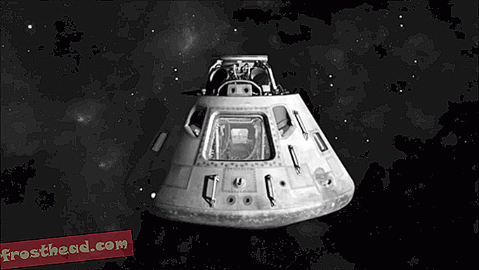 Разгледайте командния модул Apollo 11 в 3D