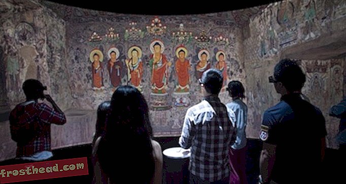 Video: Ota virtuaalinen 3D-matka vieraillaan tuhansien buddhalaisten Kiinan luolassa